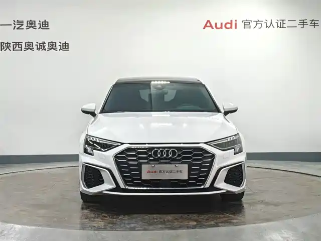 Audi A3 2023 Sportback 35 TFSI Fashion Sport — фото 2