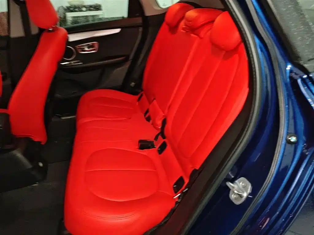 BMW 2 Series Touring 2016 218i Fashion Model фото 13