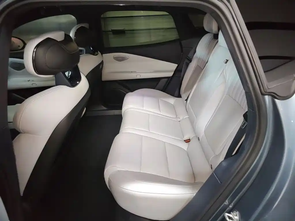 Lynk & Co Z10 2024 2025 Model 95kWh 806km RWD Smart Drive Max