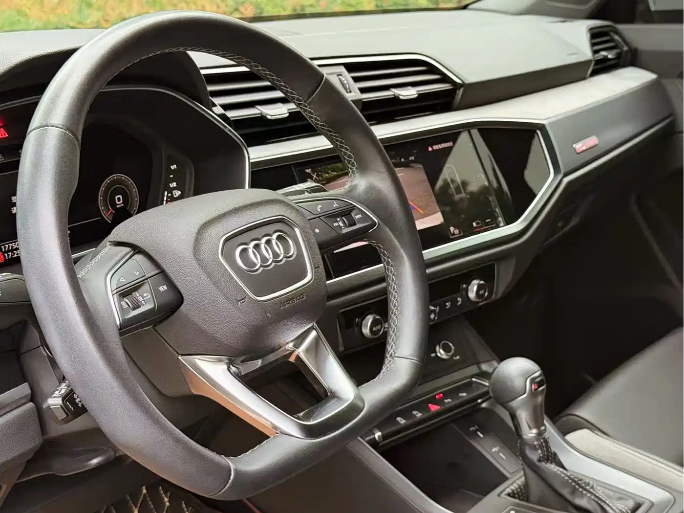 Audi Q3 2024 40 TFSI Fashion Sport фото 14