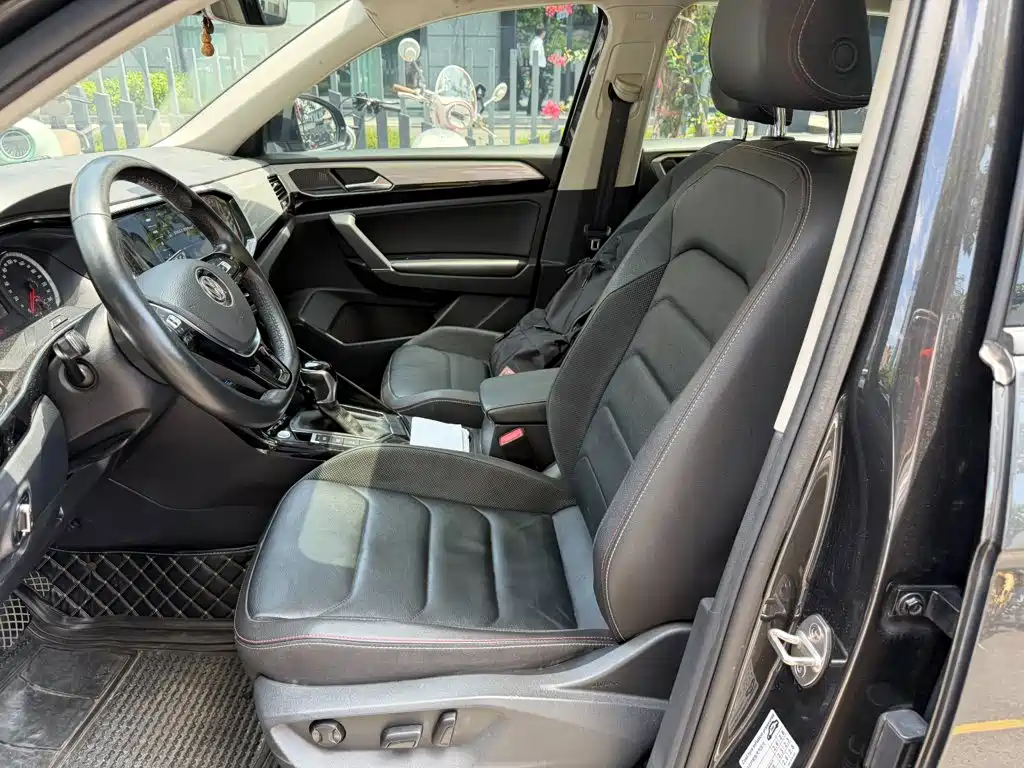 Фото 8 - Volkswagen Tayron