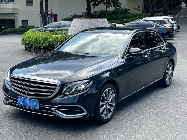 MERCEDES-BENZ E CLASS