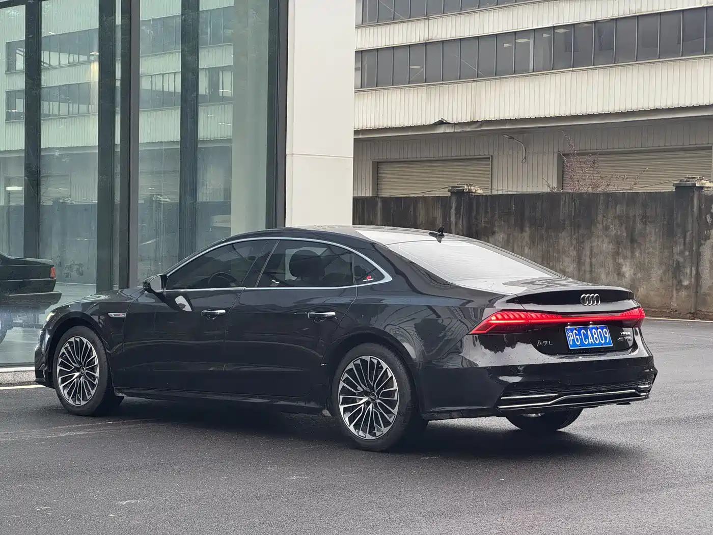 Audi A7L 2024 45 TFSI Luxury фото 4