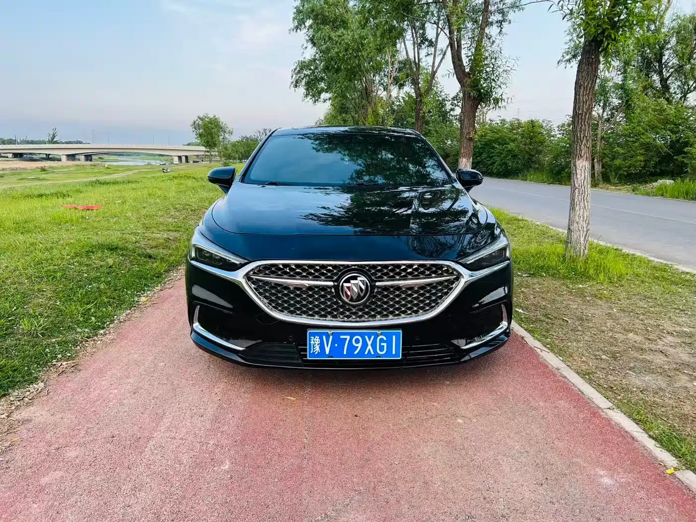 BUICK LACROSSE