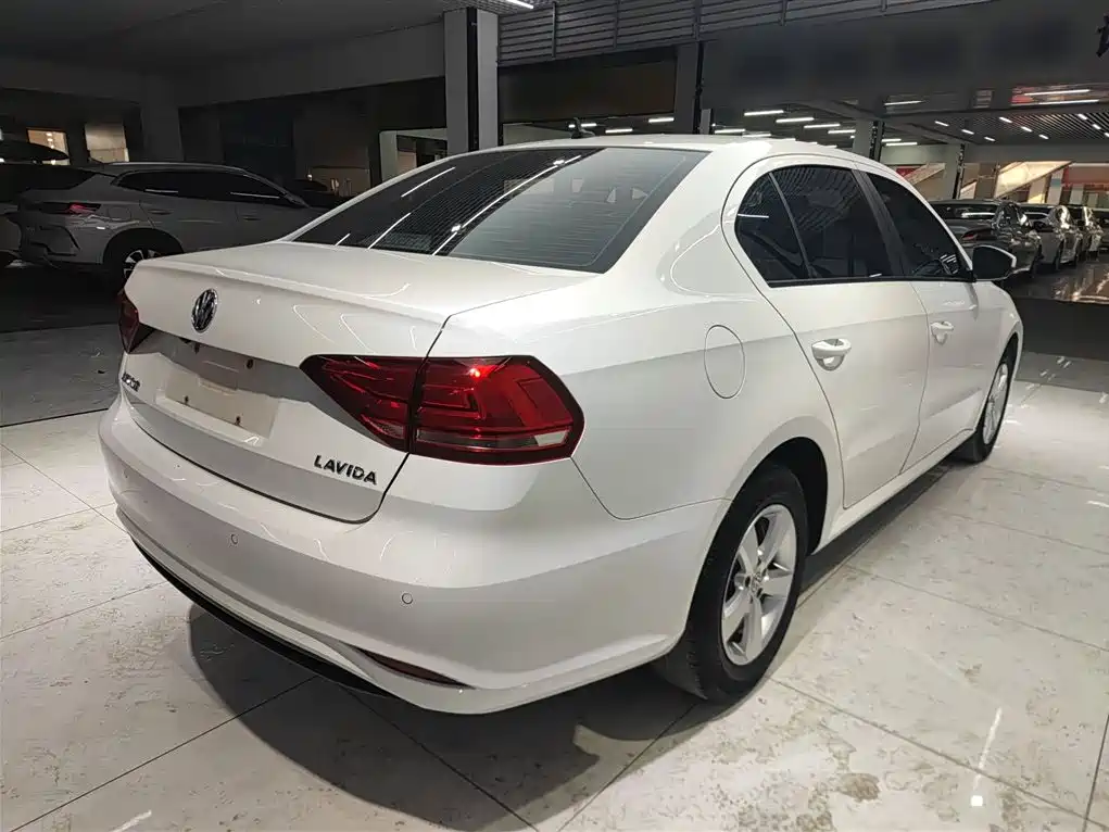 Volkswagen Lavida 2019 Lavida Start 1.5L Auto Trend (China VI) фото 22