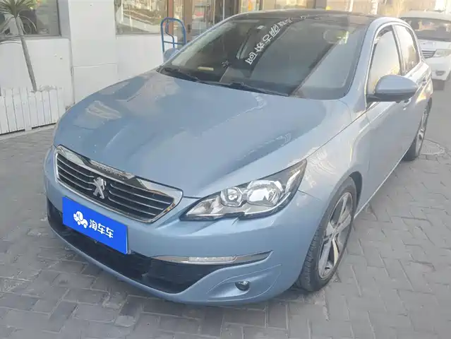 PEUGEOT 308S