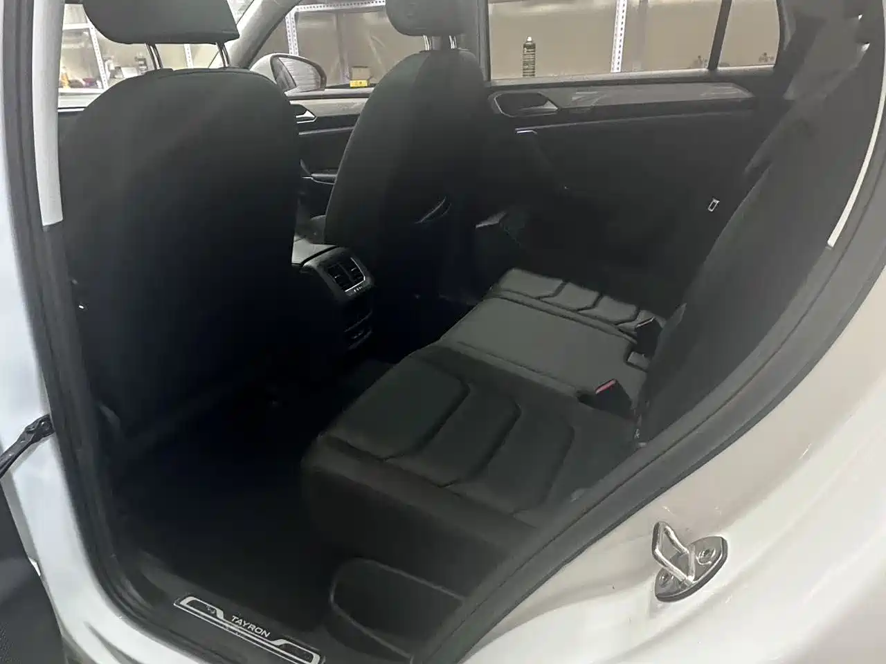 Volkswagen Tayron 2022 280TSI 2WD Luxury Smart Connect Edition фото 9