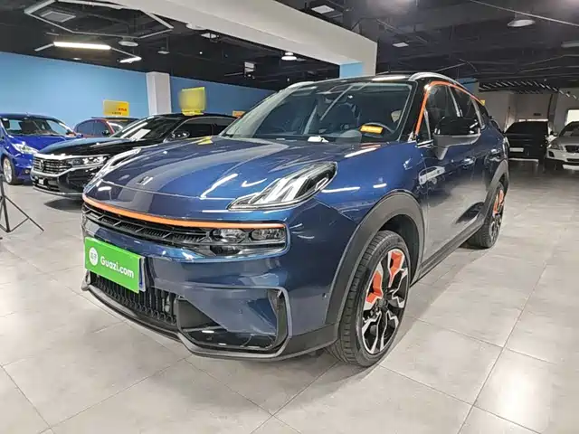 Lynk & Co 06 Remix 1.5T, Halo