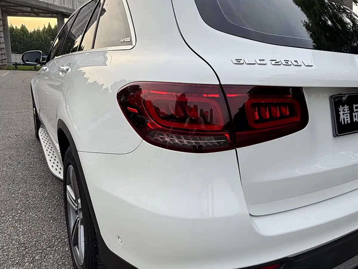 Mercedes-Benz GLC 2021 GLC 260 L 4MATIC Sporty фото 10