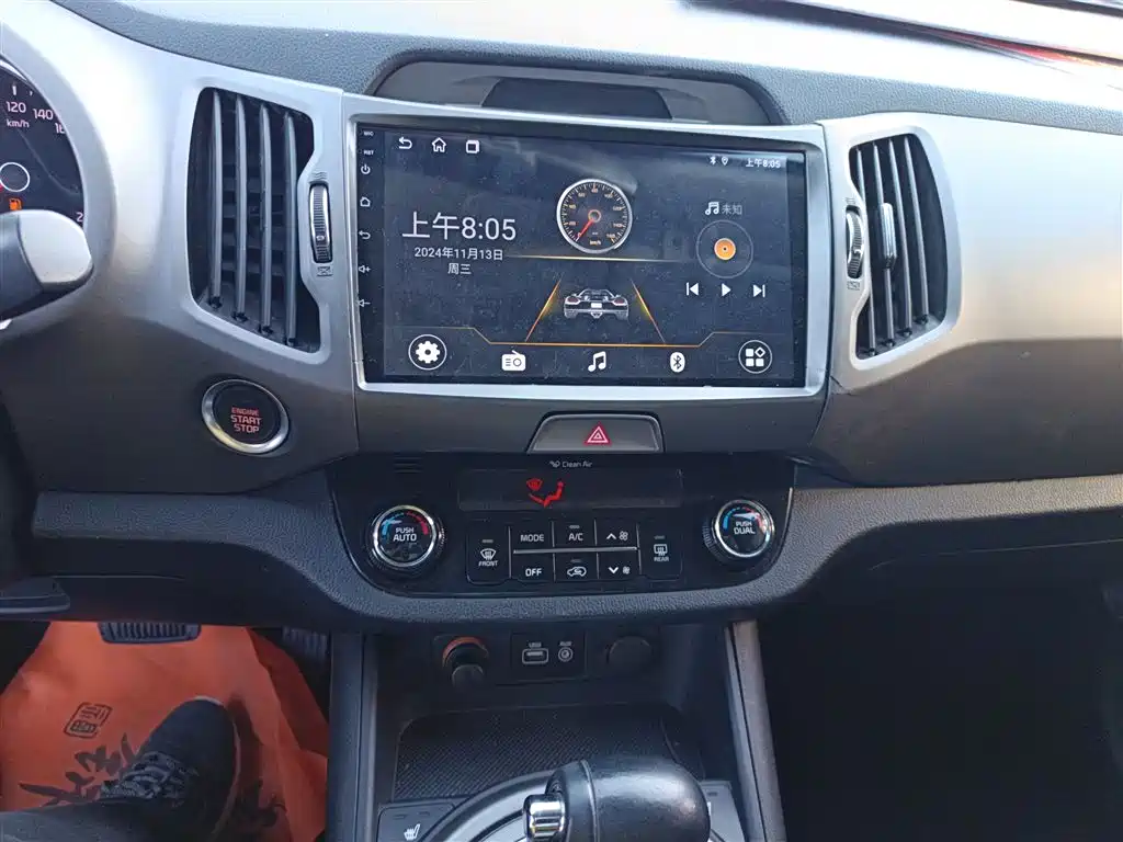 Kia Sportage 2015 2.0L Automatic 2WD DLX фото 13