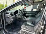 Фото 4 - Toyota Camry