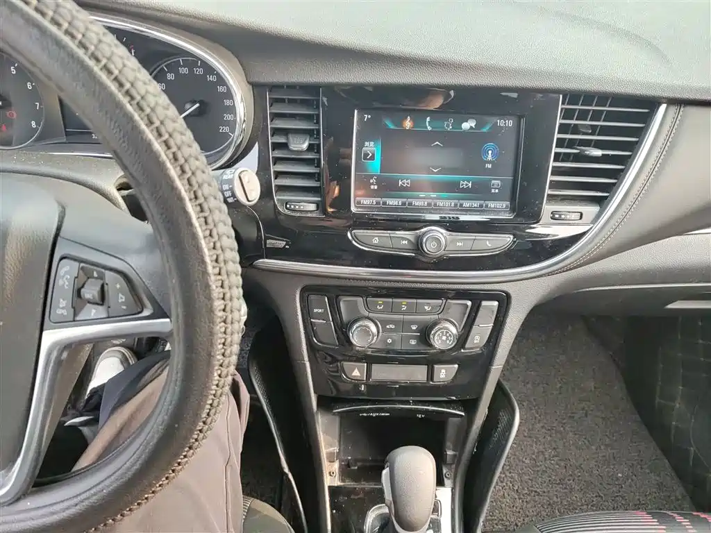 Buick Encore 2018 18T Automatic 2WD Urban Leading фото 6