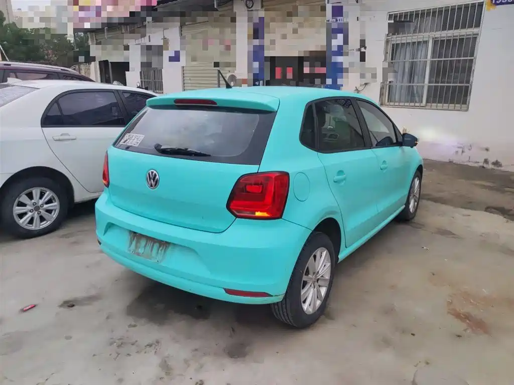 Volkswagen Polo 2014 1.4L Automatic Comfort Edition фото 5