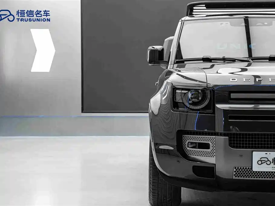 Land Rover Defender 2023 Facelift 110 3.0T P400 X-DYNAMIC HSE фото 8