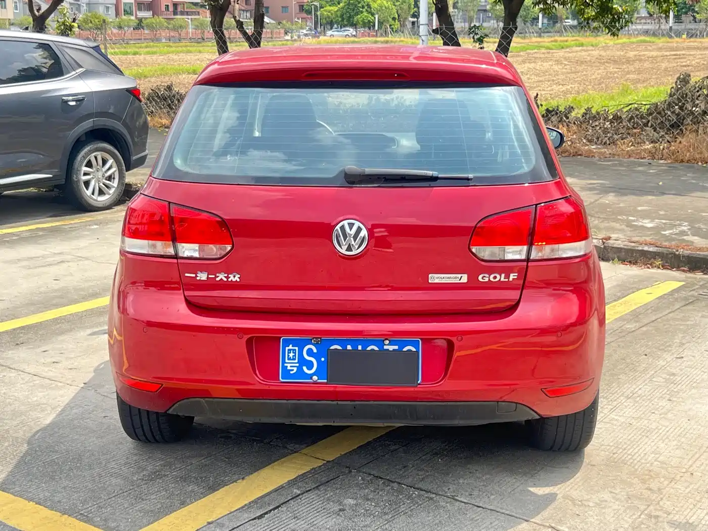 Фото 5 - Volkswagen Golf