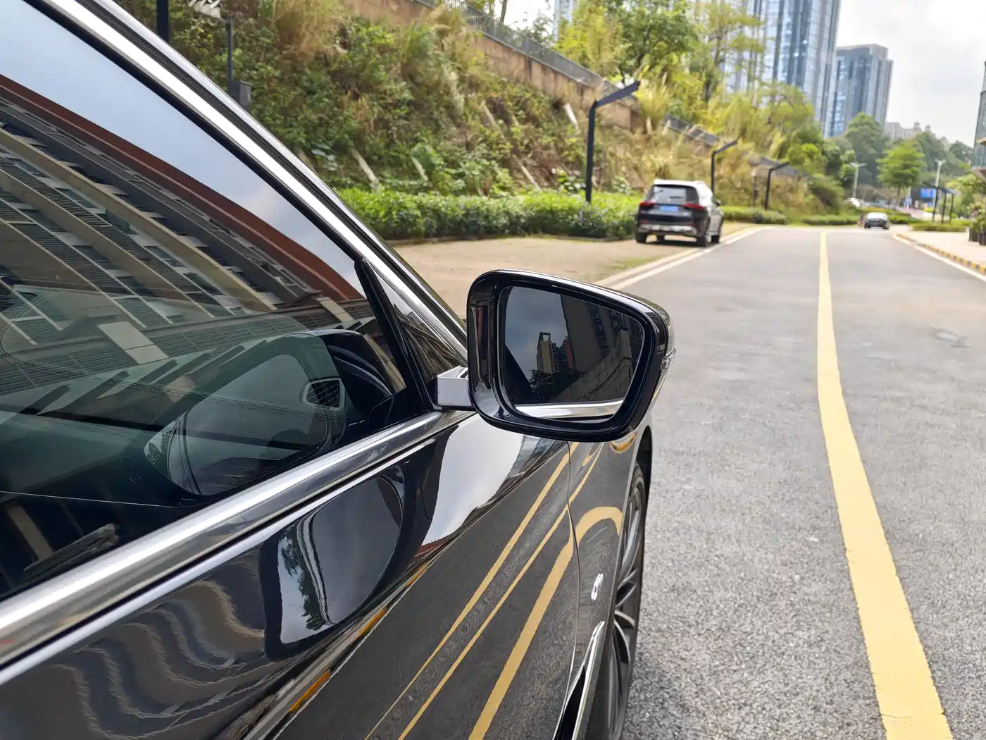 BMW 5 Series 2021 530Li Leading Luxury Package фото 43
