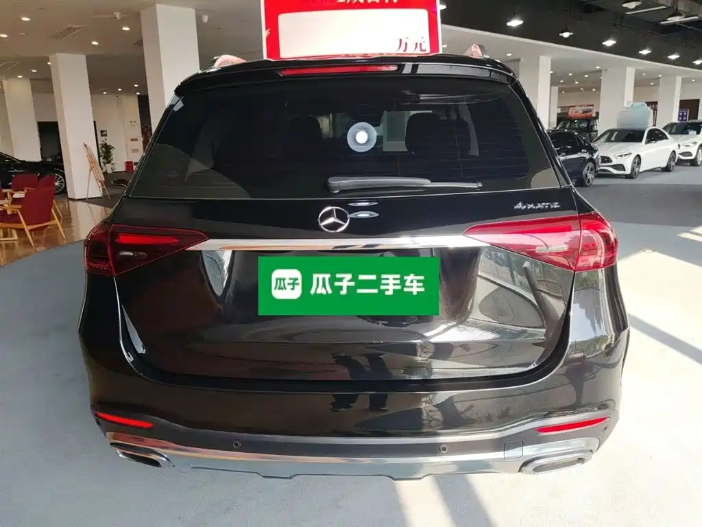 Mercedes-Benz GLE 2024 GLE 450 4MATIC Fashion фото 4
