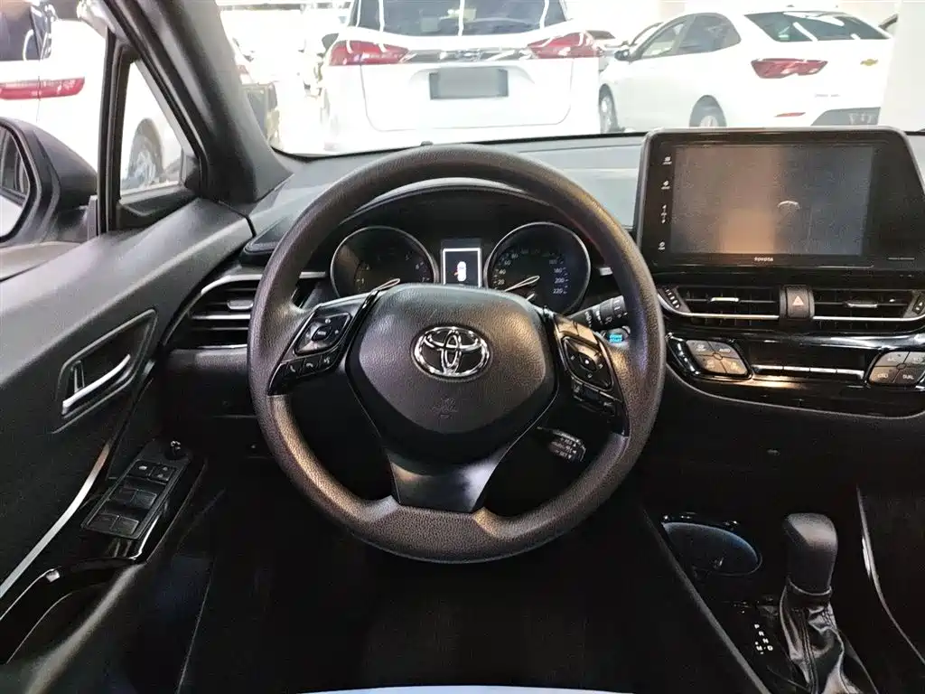 Toyota IZOA 2020 2.0L Yi Xiang CARE фото 11