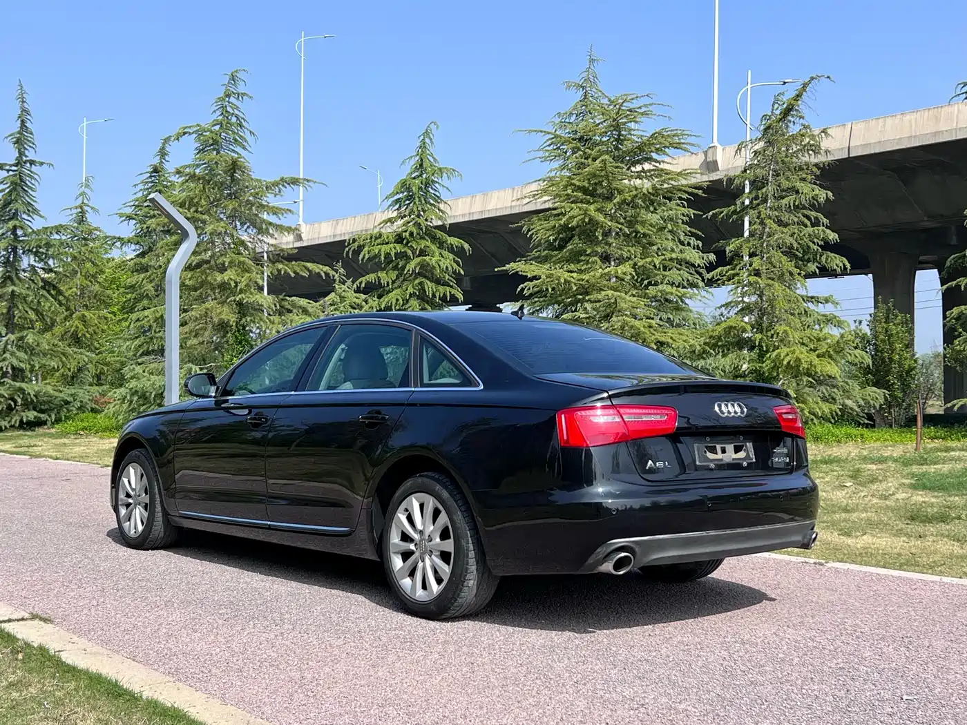 Audi A6L 2014 30 FSI Technology фото 9