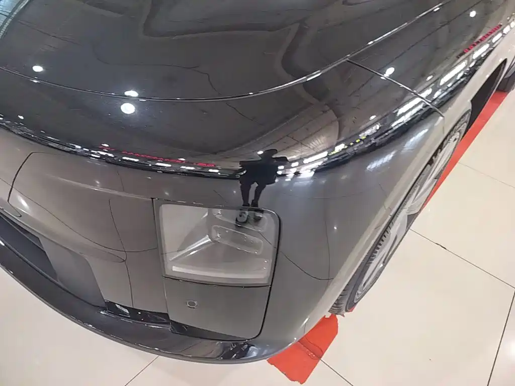 Li Auto i6 2026 2025 2WD Base Model