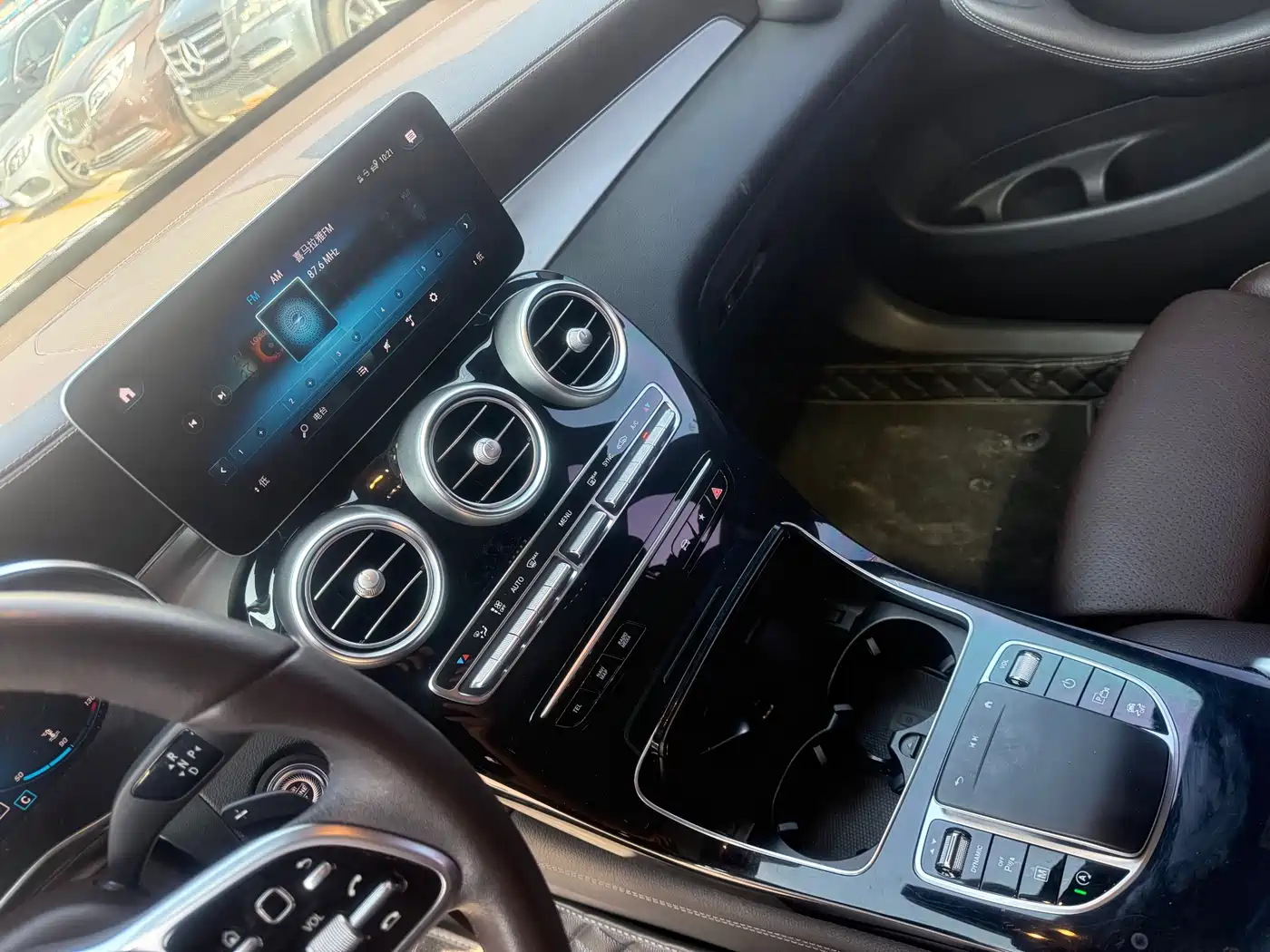 Mercedes-Benz GLC 2021 GLC 260 L 4MATIC Sporty фото 5