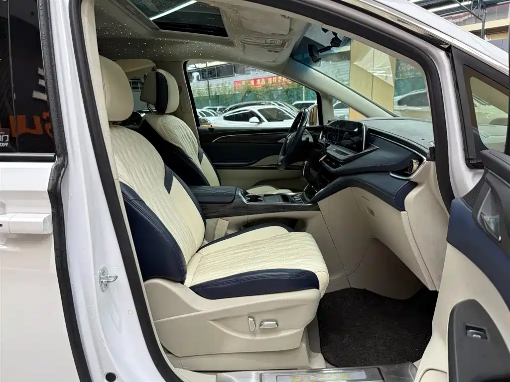 BUICK GL8