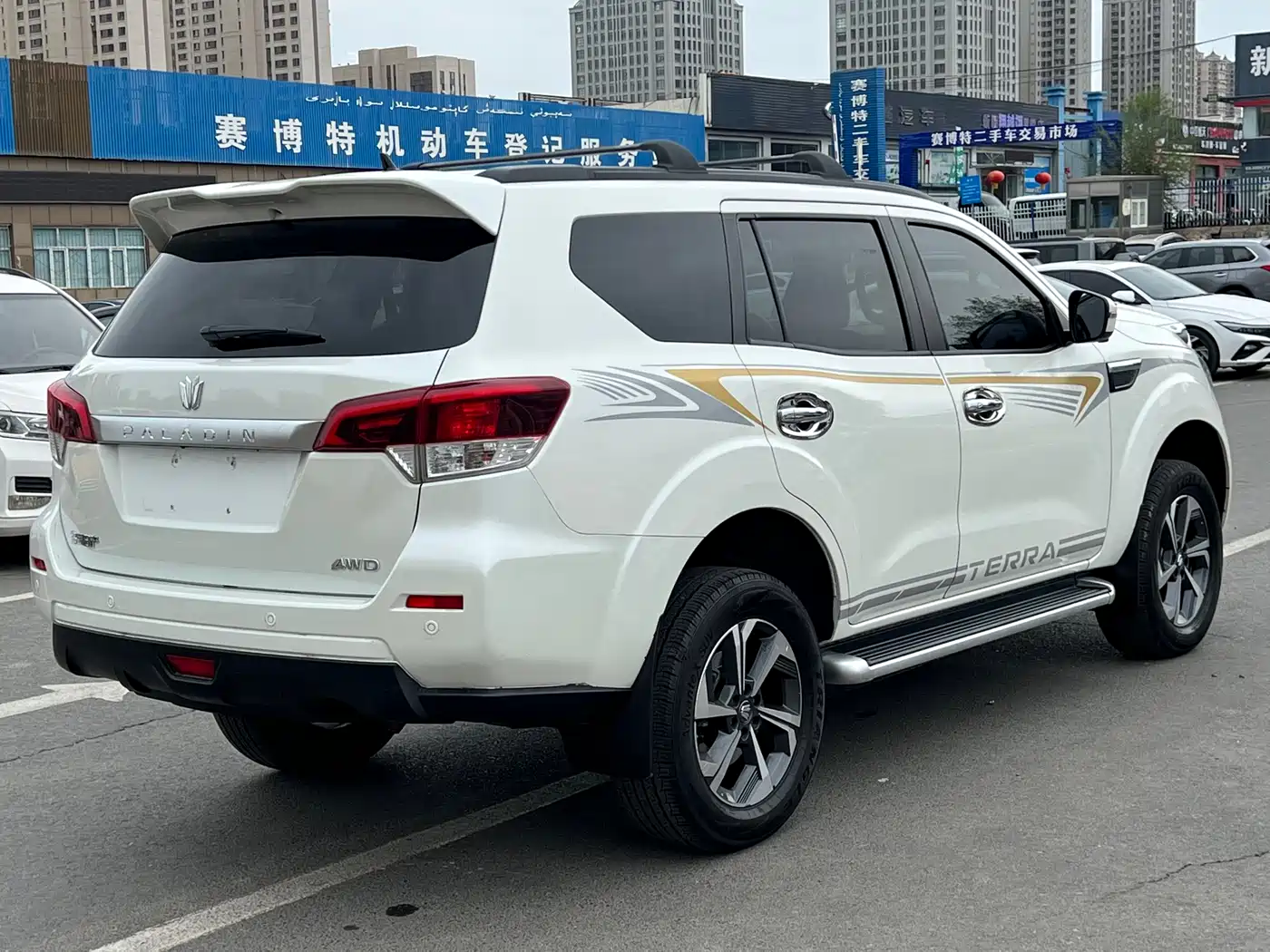 Dongfeng Fengdu Paladin 2023 Model 2.0T 4WD Premium Edition фото 9