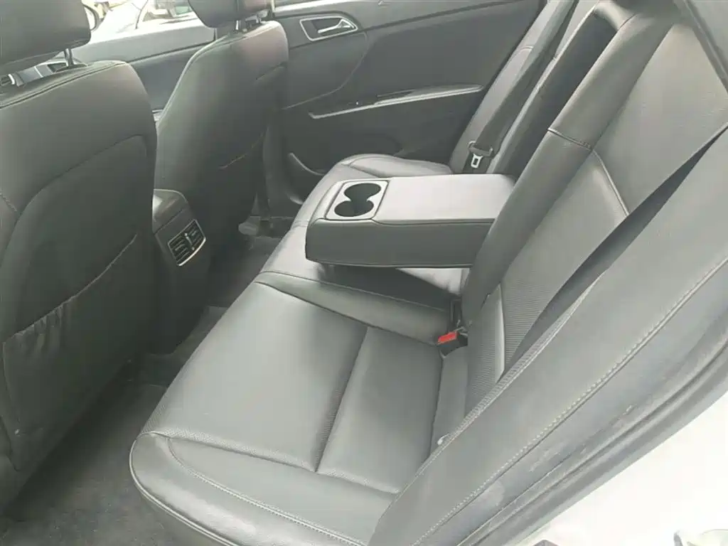 Hyundai Mistra 2014 1.8L Auto Smart GLS фото 17