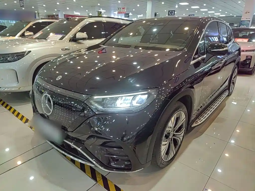 Mercedes-Benz EQE SUV 2024