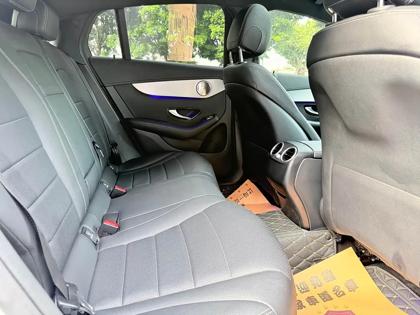 Mercedes-Benz GLC Coupe 2021 2021 GLC 260 4MATIC Coupe SUV