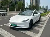 Фото 1 - Tesla Model 3