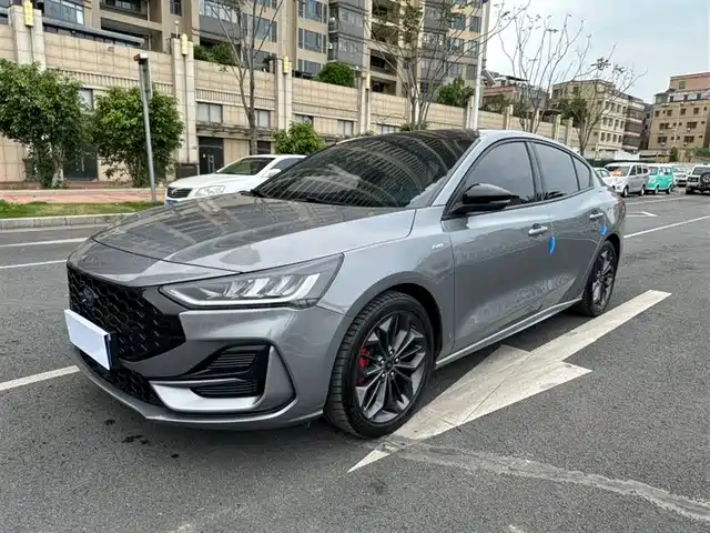 FORD FOX 2022