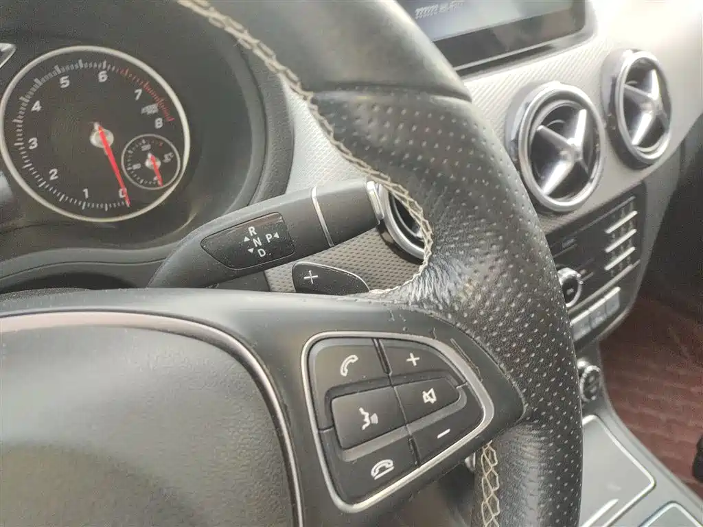 Mercedes-Benz B-Class 2019 B 200 Fashion фото 14