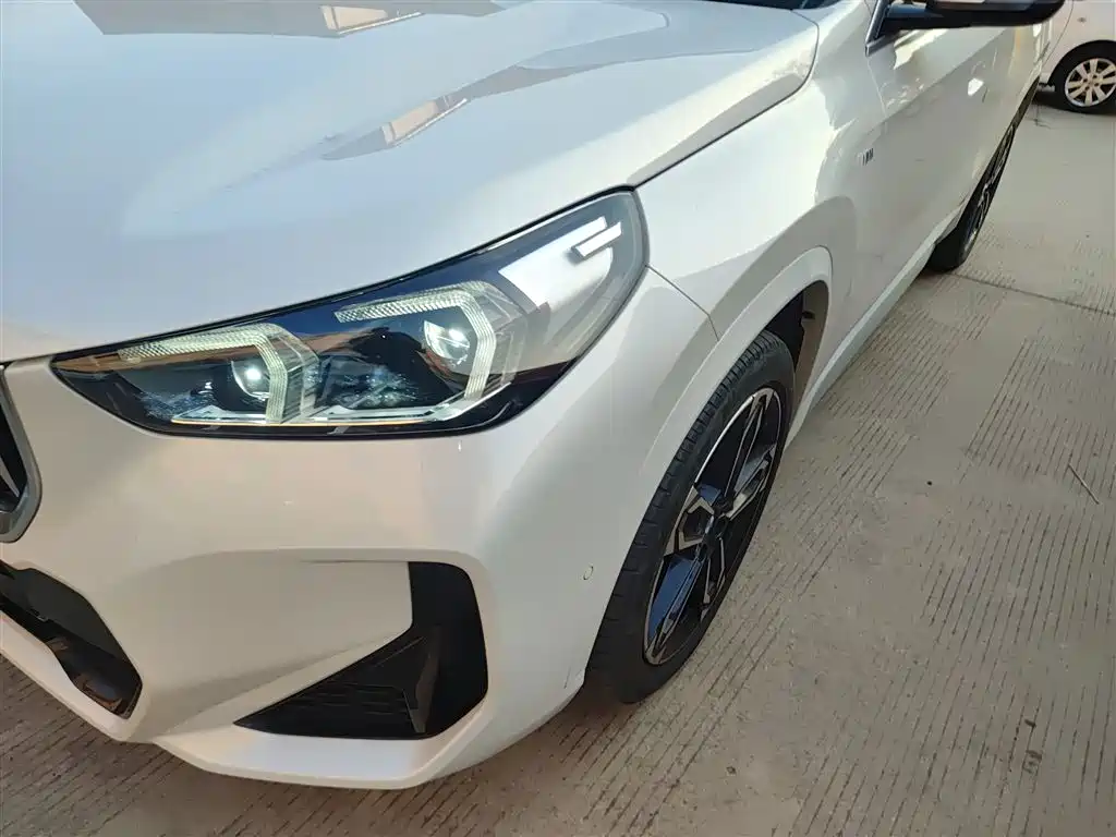 BMW X1 2023 sDrive25Li M Sport Package фото 18