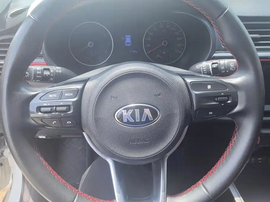 Kia KX CROSS 2020 2019 1.6L Automatic Smart Sunroof Edition China VI
