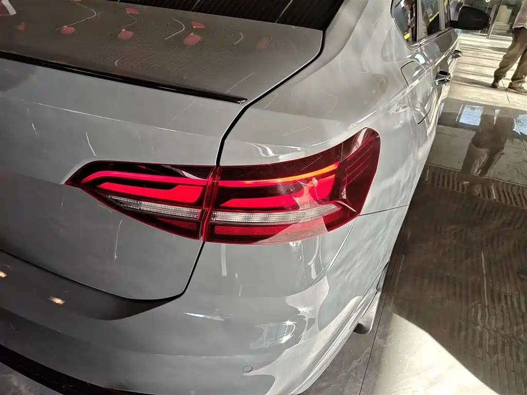 Volkswagen Lavida 2023 280TSI DSG Starlight Comfort Edition фото 24