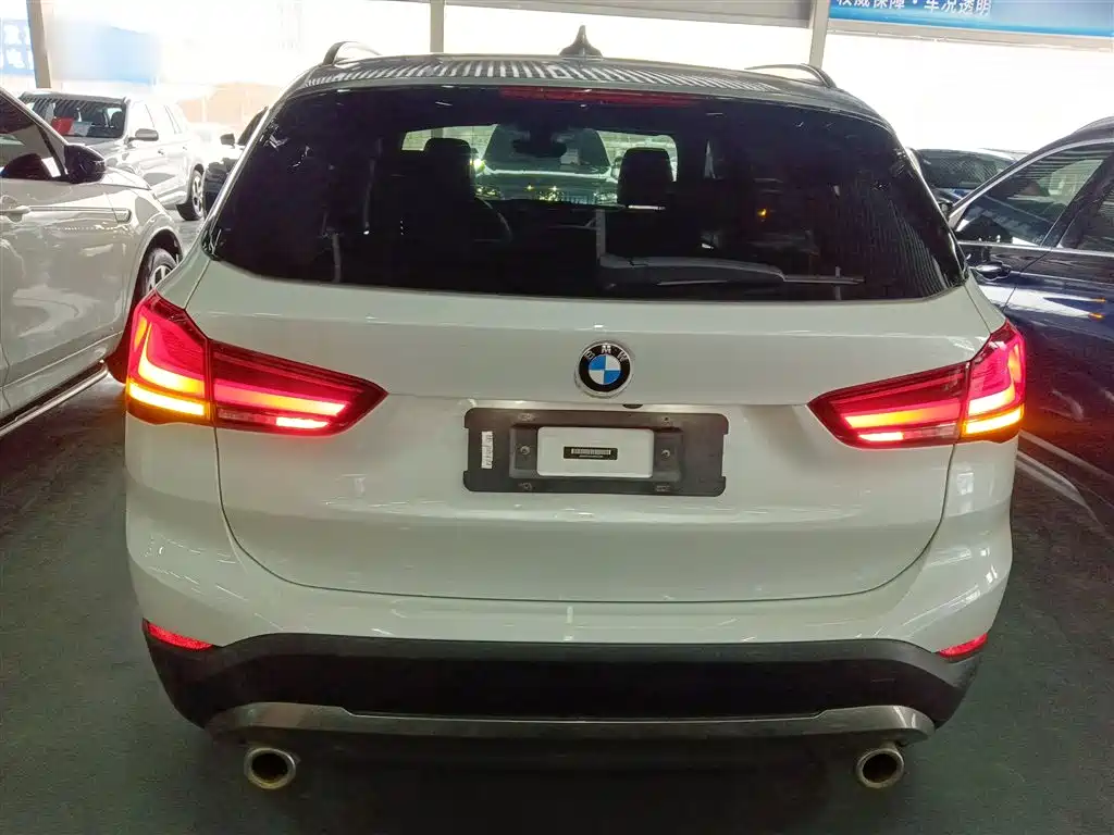 BMW X1 2020 sDrive25Li Leading Model фото 22
