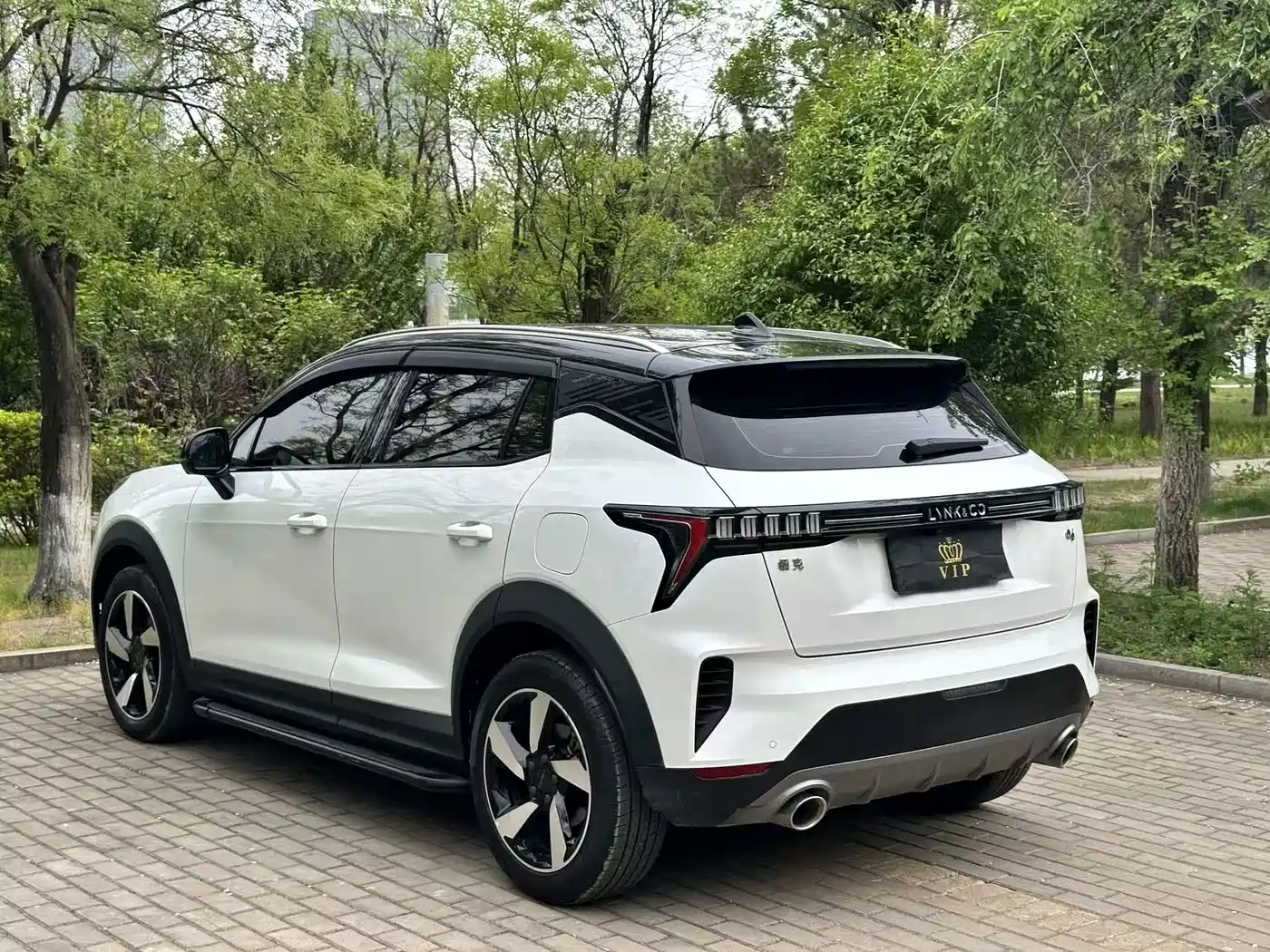 Lynk & Co 06 2020 1.5T Halo фото 9