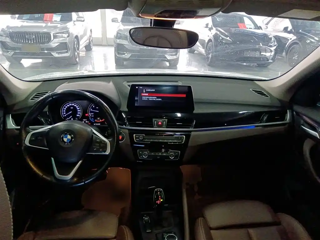 BMW X1 2020 sDrive25Li Leading Model фото 12