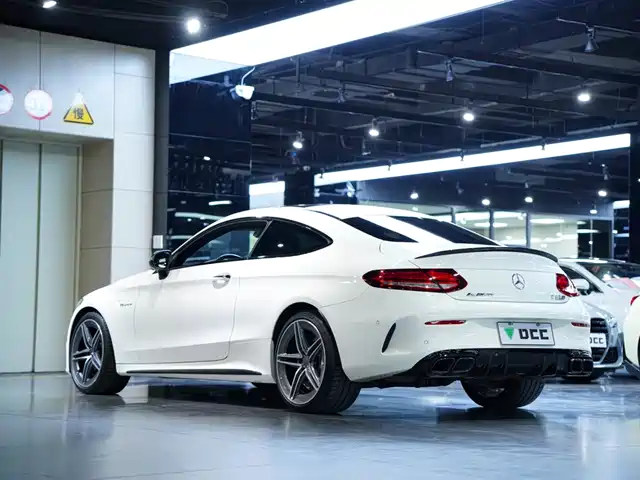 Mercedes-Benz C-Class AMG 2019 AMG C 63 Coupe — фото 5