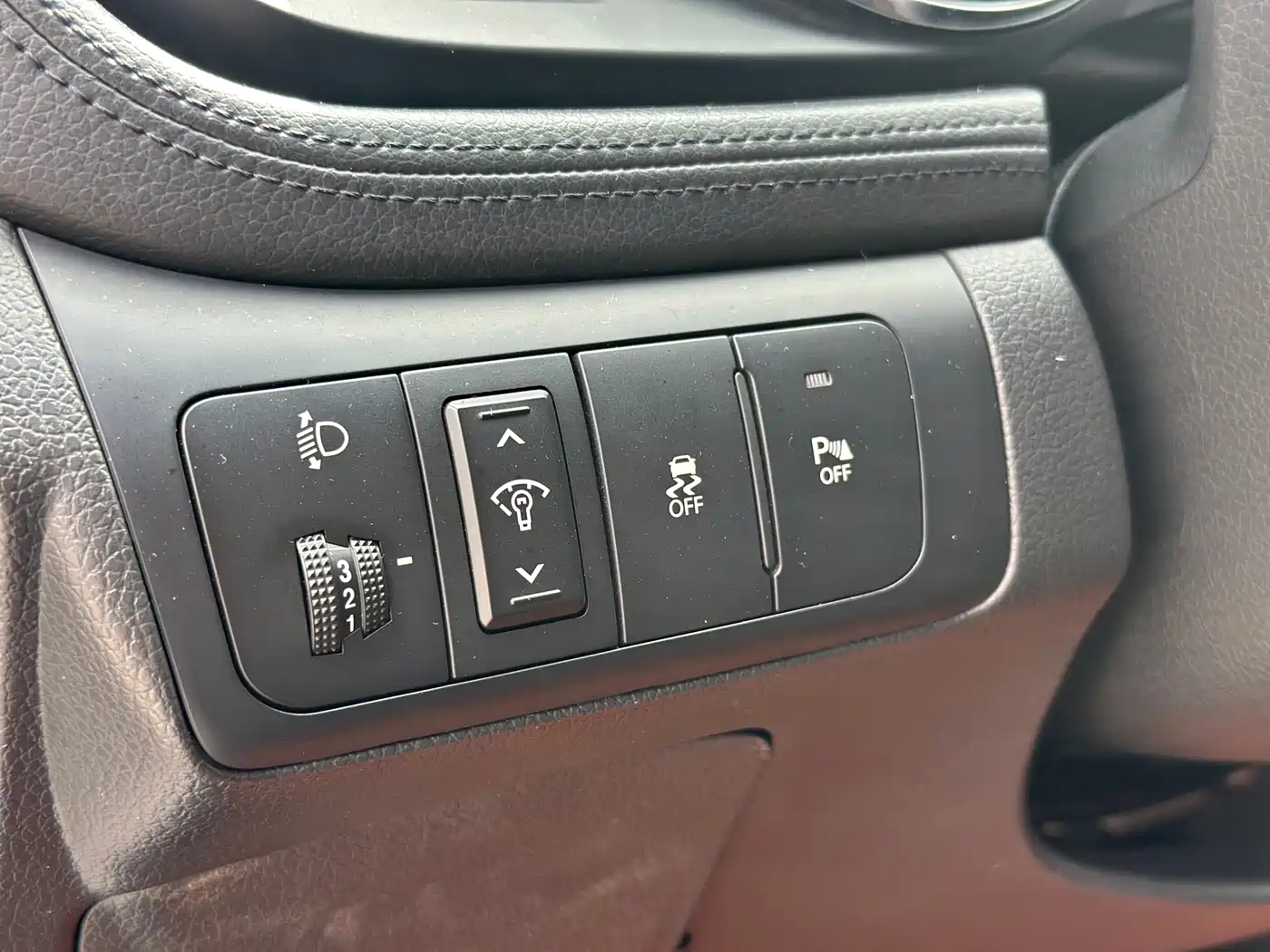 Kia K5 2012 2.0L Automatic DLX фото 26