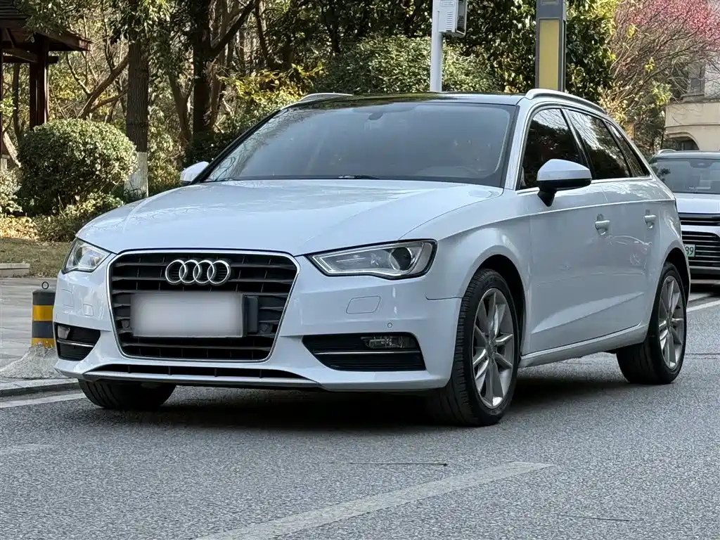 Audi A3 2016 Sportback 40 TFSI Style фото 2