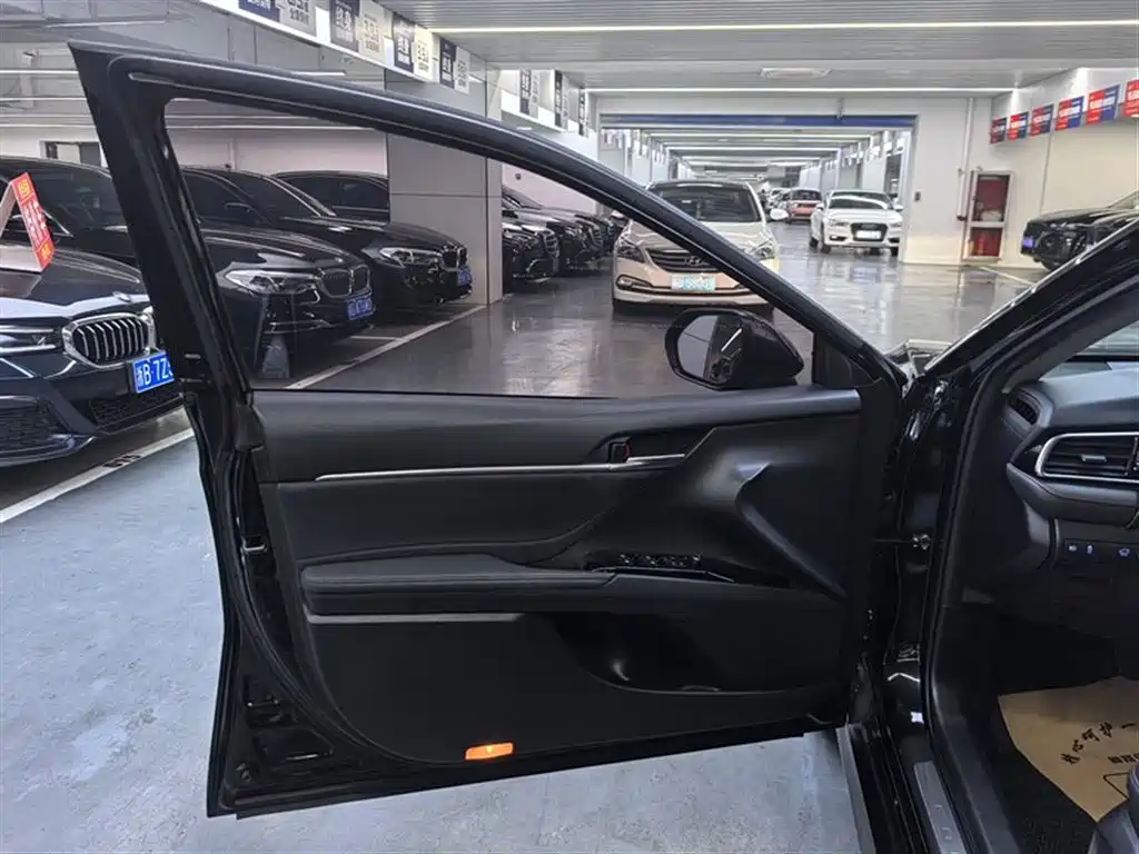 Toyota Camry 2019 Facelift 2.5G Luxury Edition фото 14