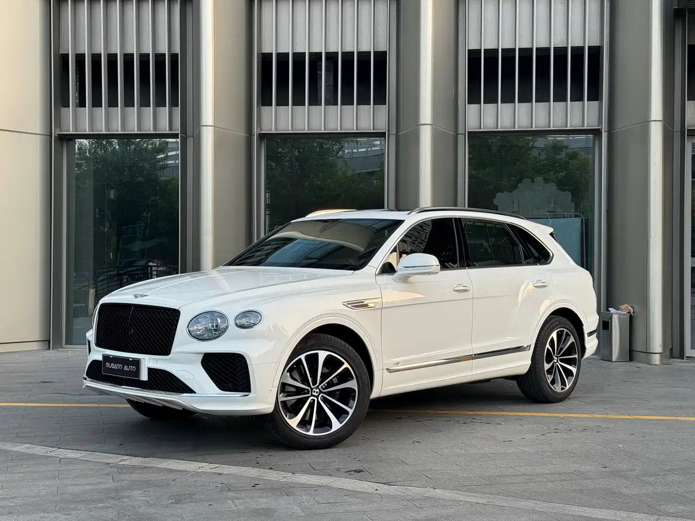 Bentley Bentayga 2021 4.0T V8