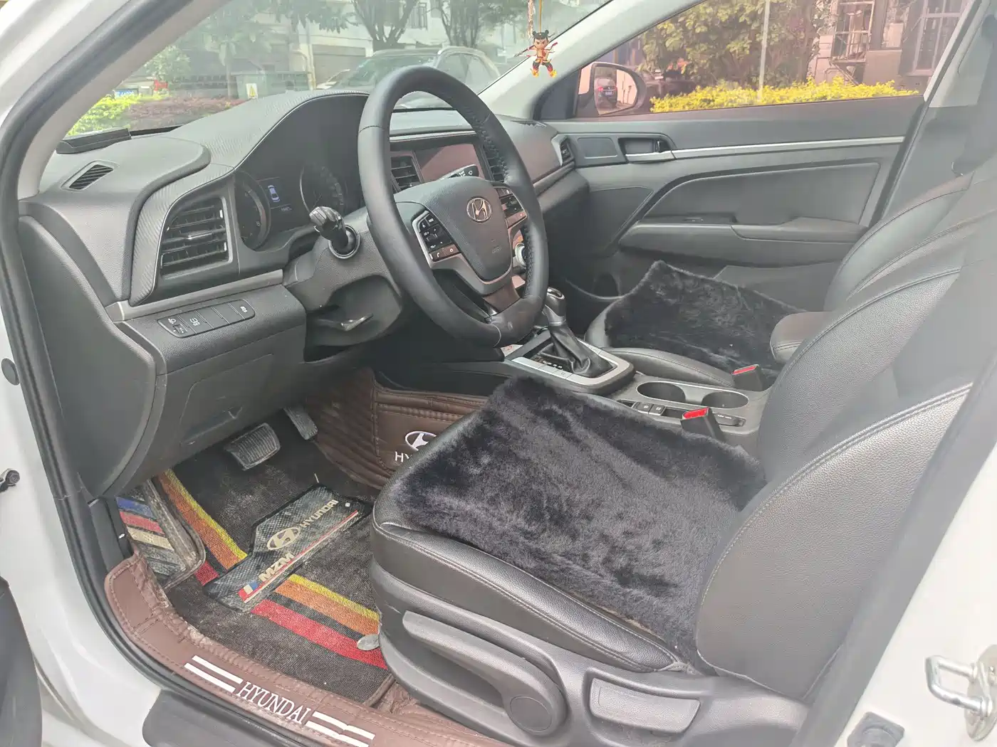 Hyundai Elantra 2020 1.5L CVT Smart Style·Elite фото 4