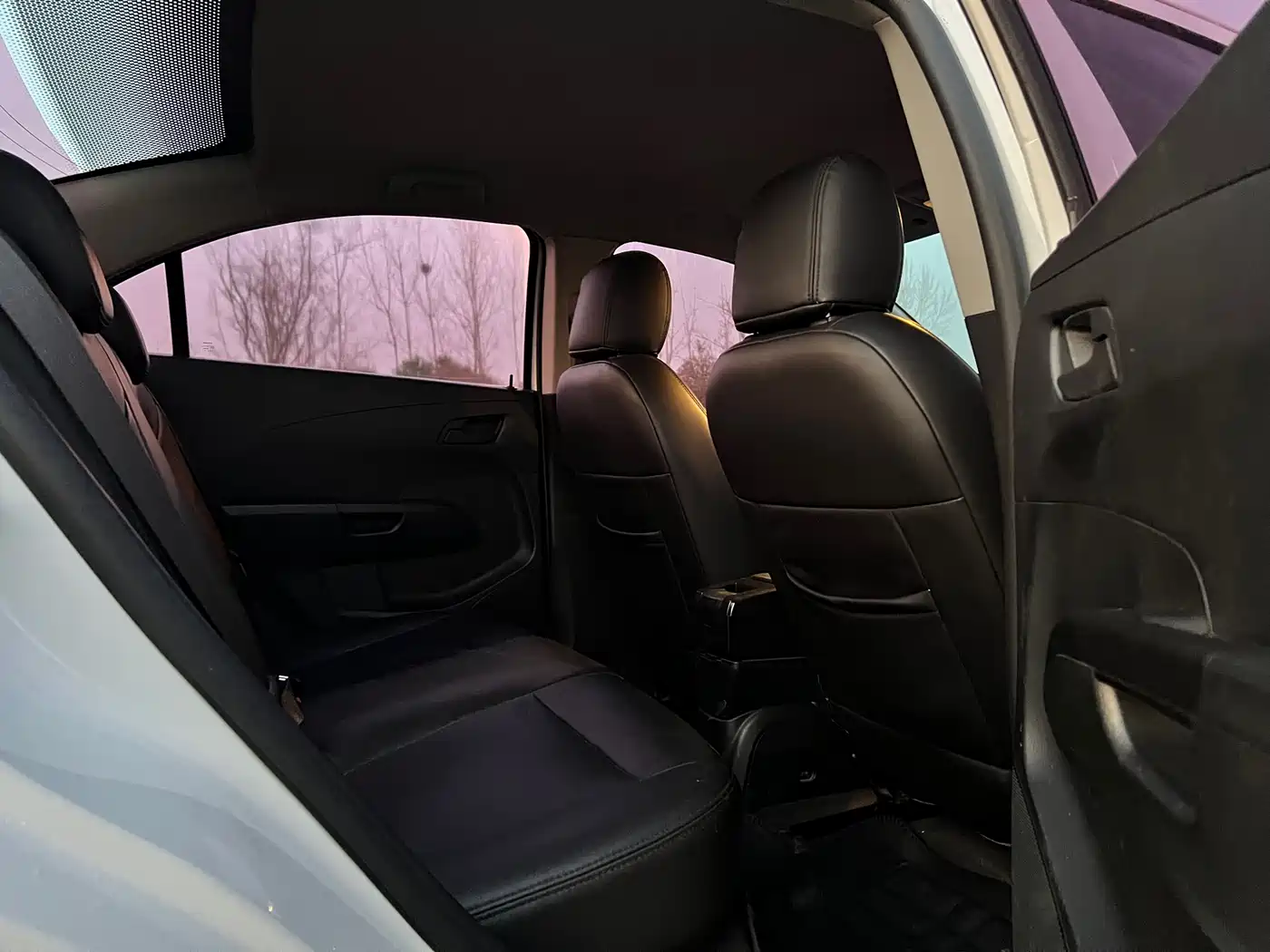 Chevrolet Aveo 2011 Sedan 1.4L MT SL фото 13