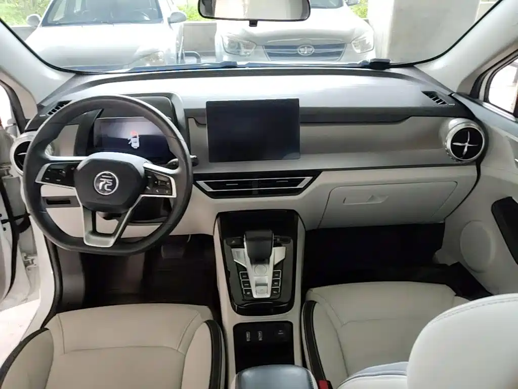BYD Yuan Pro 2022 2021 401KM Luxury Model