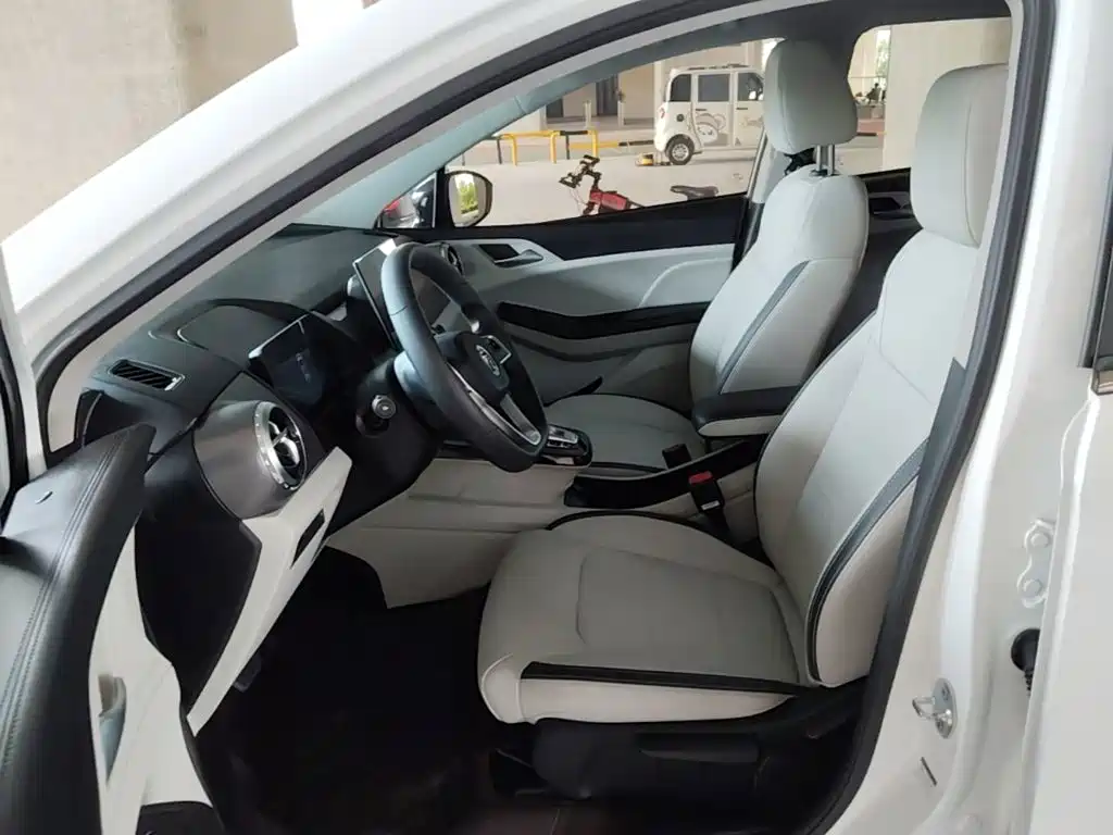 BYD Yuan Pro 2022 2021 401KM Luxury Model