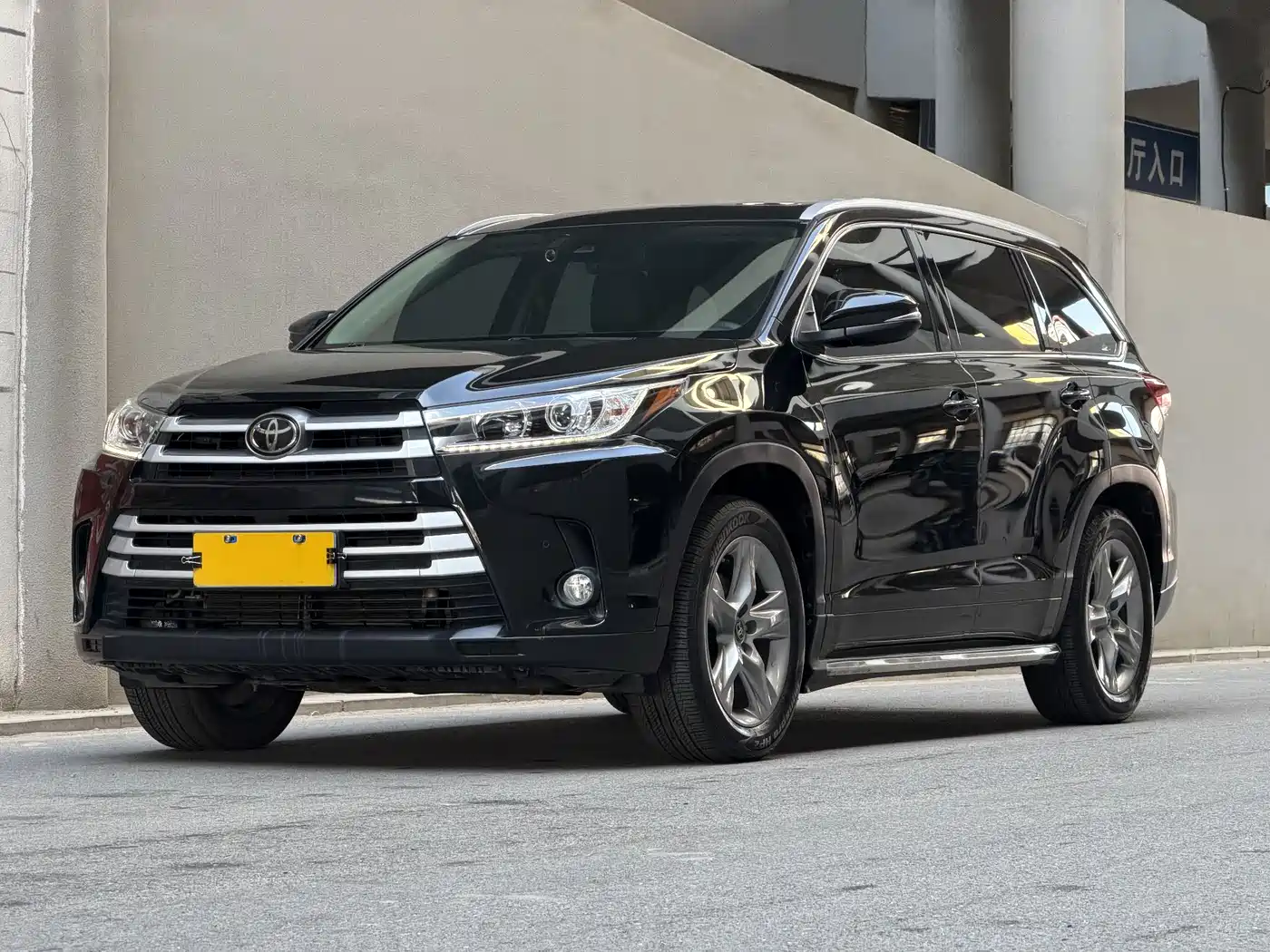 Toyota Highlander 2018 2.0T 4WD Luxury 7-seater (China V)