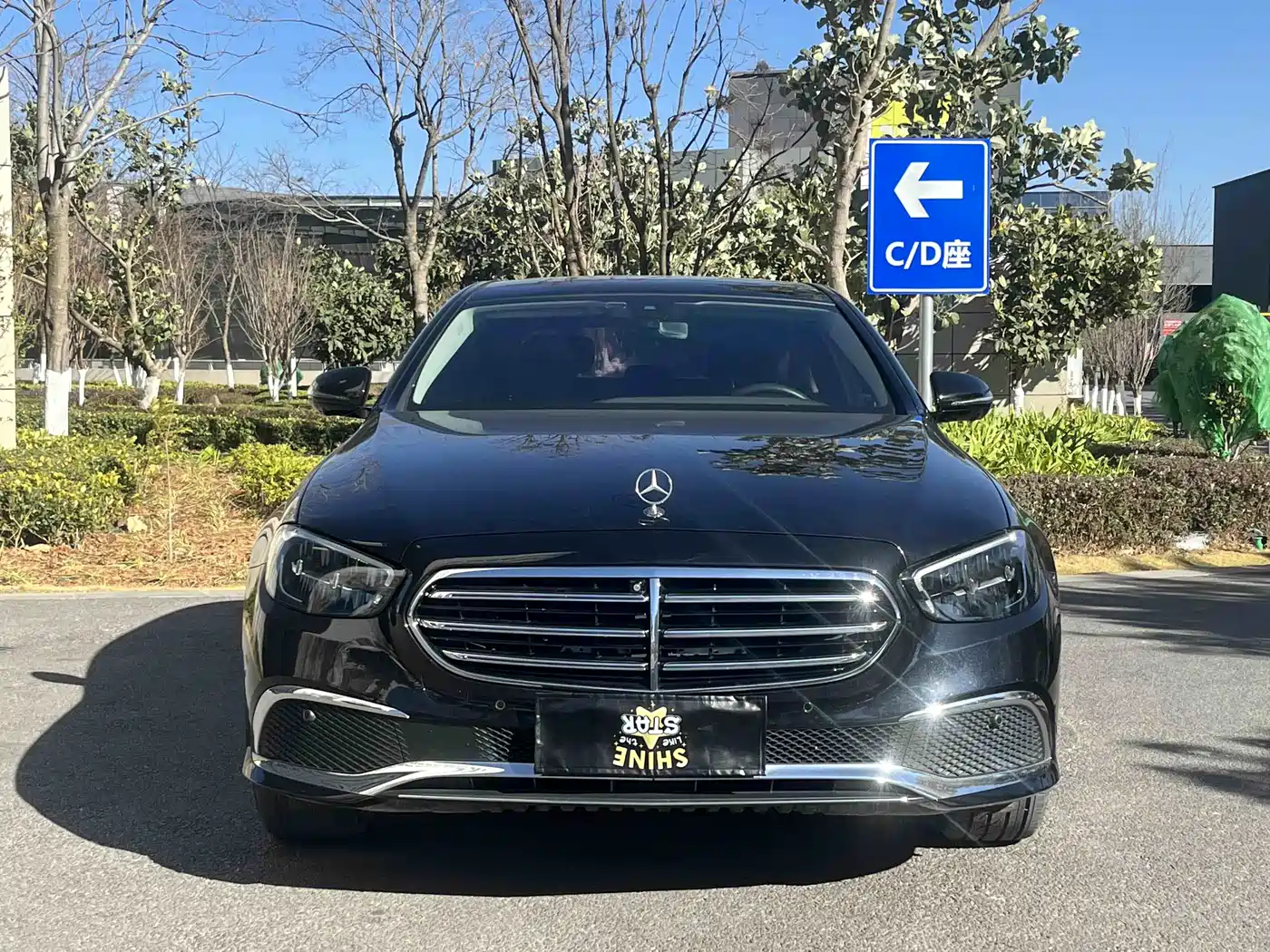 Mercedes-Benz E-Class 2023 E 300 L Fashion фото 2